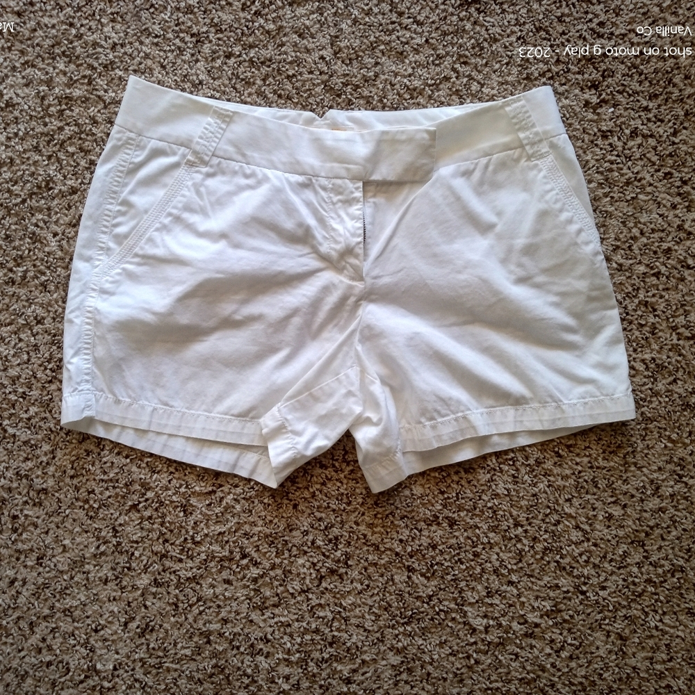 J.Crew Women's Classic Twill Broken-In Chino Short White Size Large 12 - Picture 2 of 8